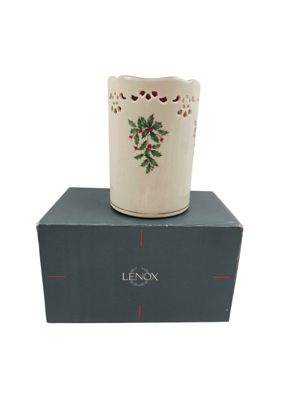Lenox Holiday Pierced Votive Large Porcelain With Candle USA Boxed Gold Trim